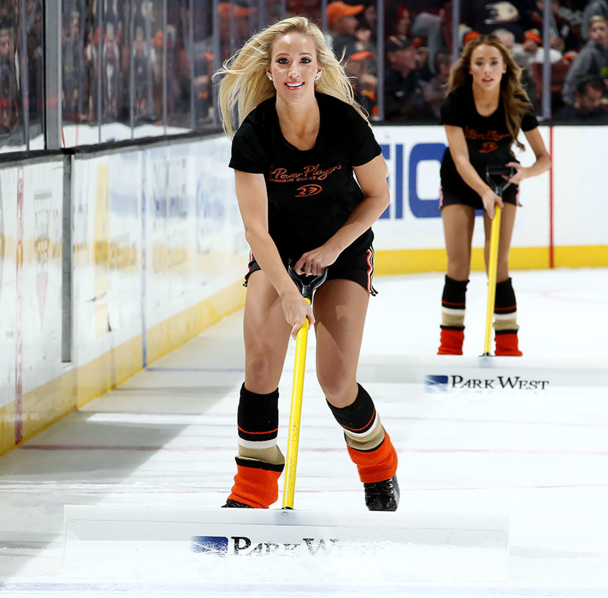 Anaheim-Ducks-Power-Players-Ice-Girls-GettyImages-502694876_master.jpg