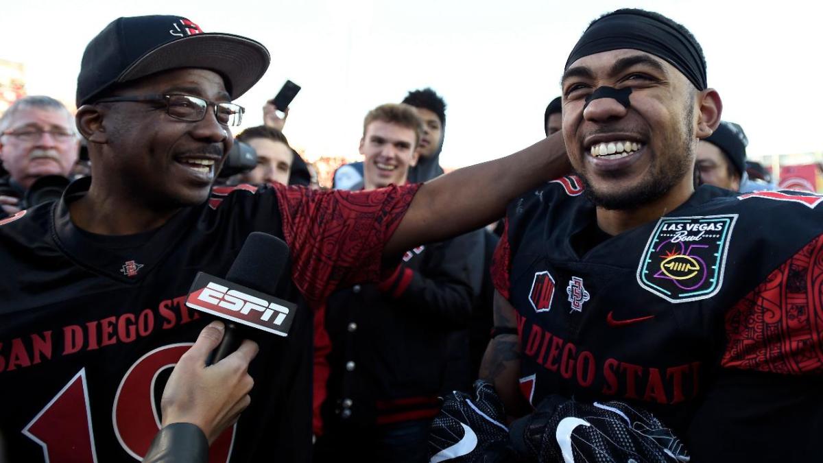 Donnel Pumphrey breaks FBS alltime rushing record Sports Illustrated