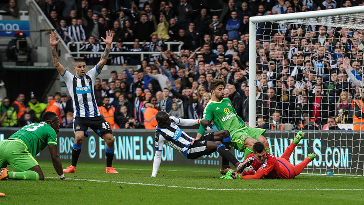 Newcastle United Scores Late In 1-1 Draw With Rival Sunderland - Sports ...