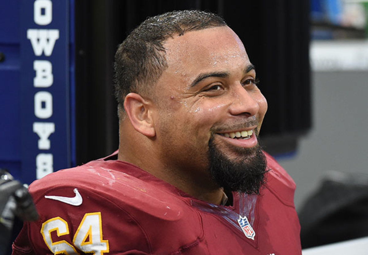 Redskins Kedric Golston injured in game