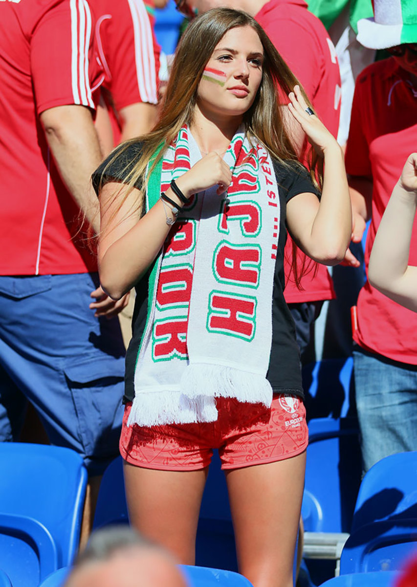 Hungary-female-fan-GettyImages-542134640_master.jpg