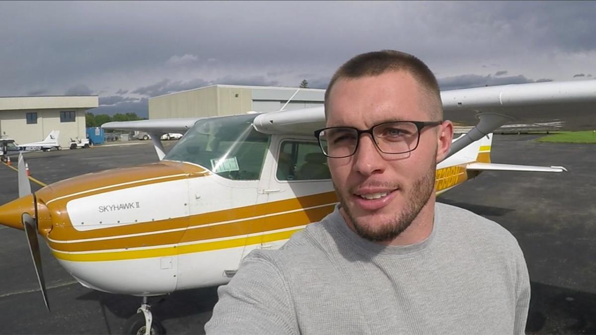 Vikings safety Harrison Smith takes flight on and off the field