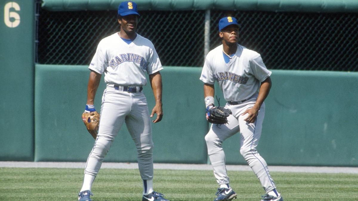 Ken Griffey Jr.'s swing, 30 years after we first saw it, remains