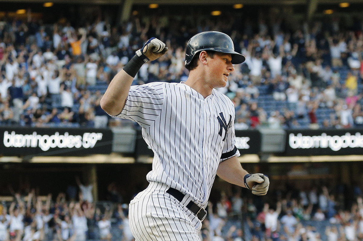 New York Yankees' DJ LeMahieu Wins American League Silver Slugger Award for  Second Base - Sports Illustrated NY Yankees News, Analysis and More