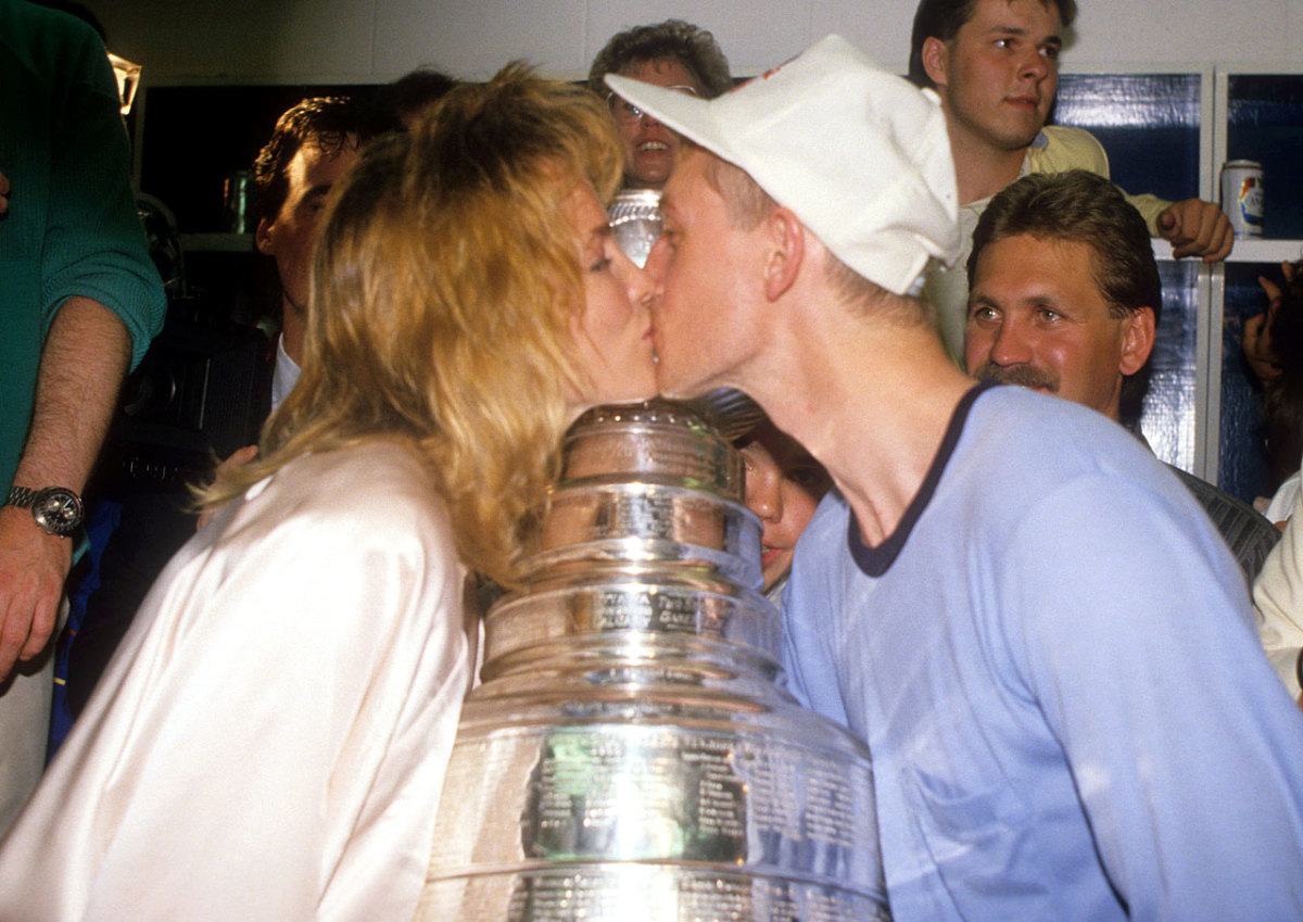 Memorable Kisses in Sports - Sports Illustrated