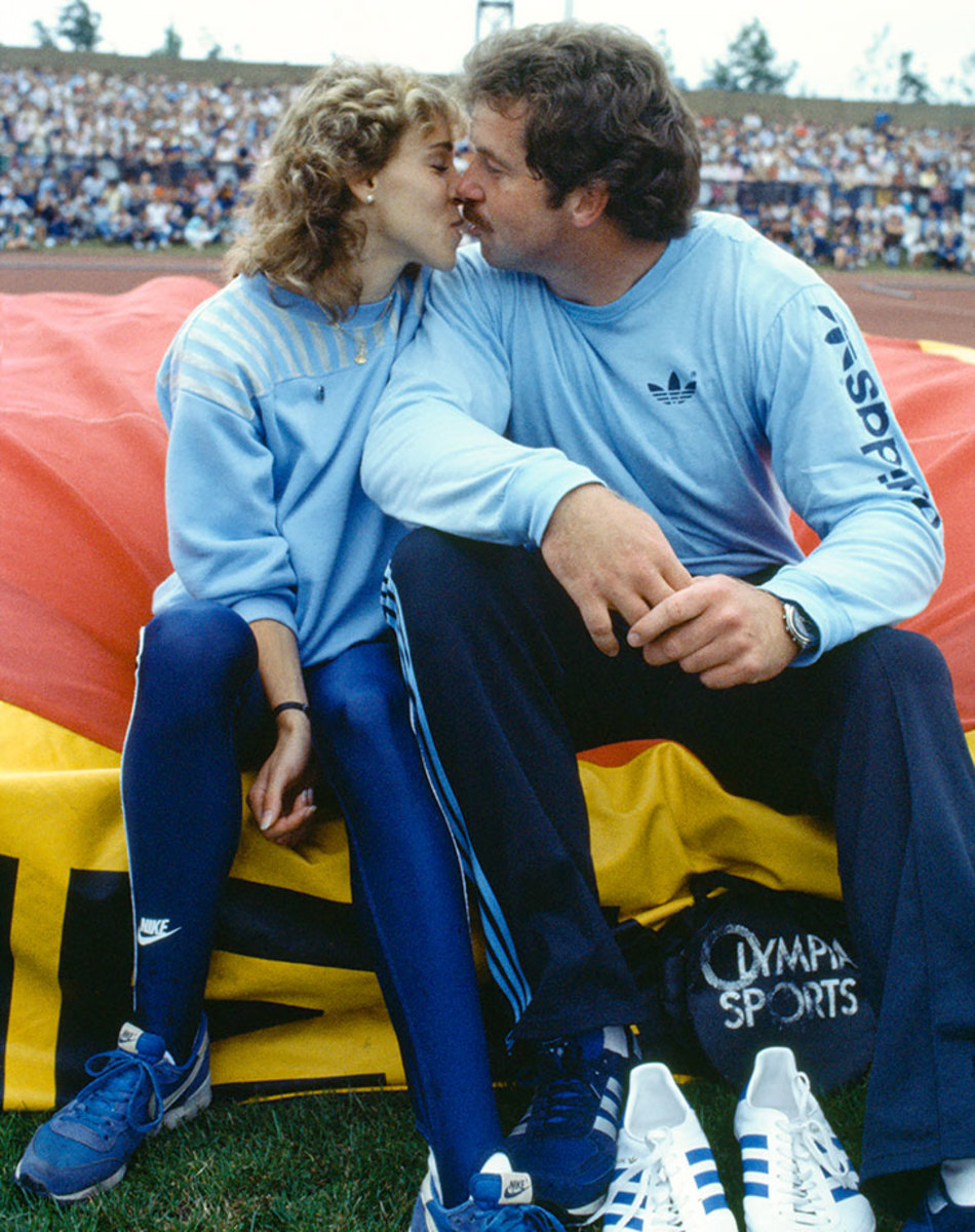 Memorable Kisses in Sports - Sports Illustrated