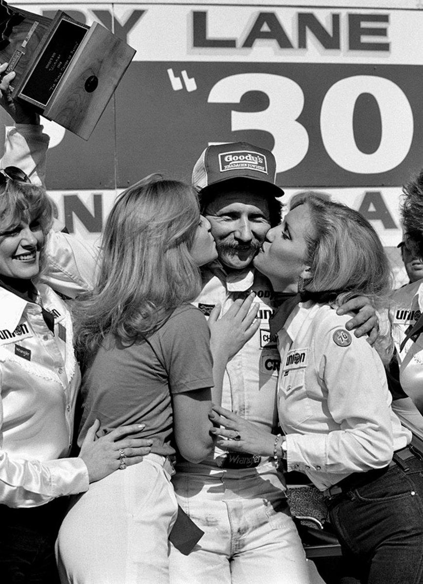 Memorable Kisses in Sports - Sports Illustrated