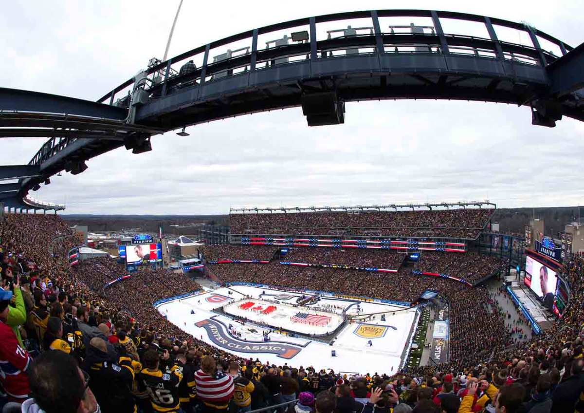 Montreal Canadiens beat Boston Bruins in 2016 Winter Classic - Sports  Illustrated