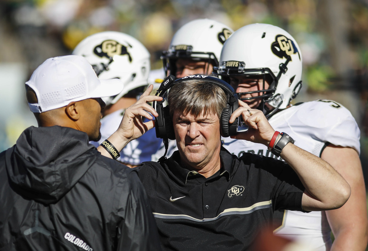 Longtime Coach Mac visits practice of No. 12 Colorado - Sports Illustrated