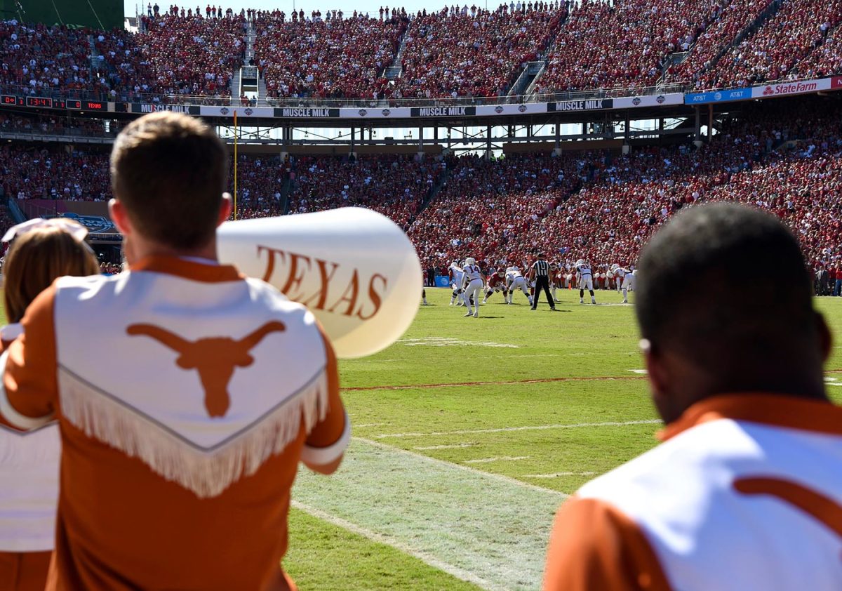 2016-1008-Texas-Oklahoma-Red-River-Rivalry-SI588_TK1_00559-.jpg