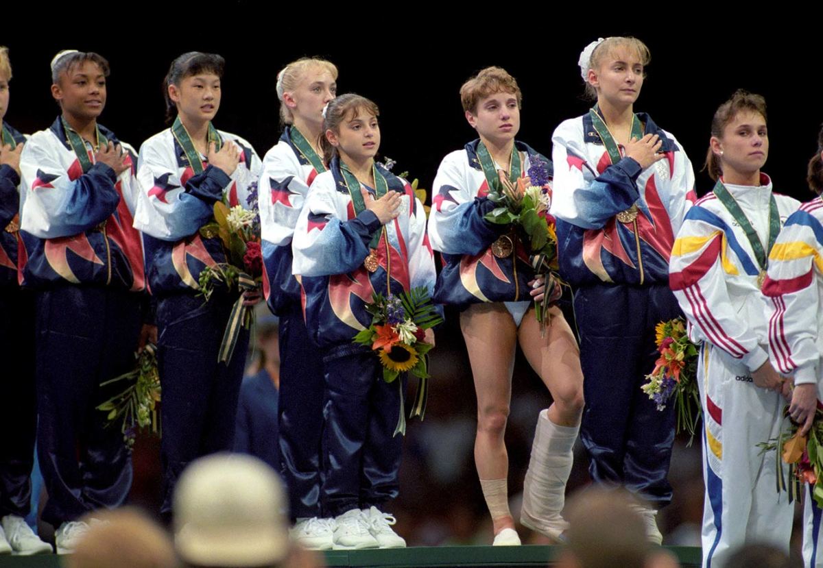 Dominique-Dawes-Amy-Chow-Jaycie-Phelps-Dominique-Moceanu-Kerri-Strug-Shannon-Miller-080062144.jpg