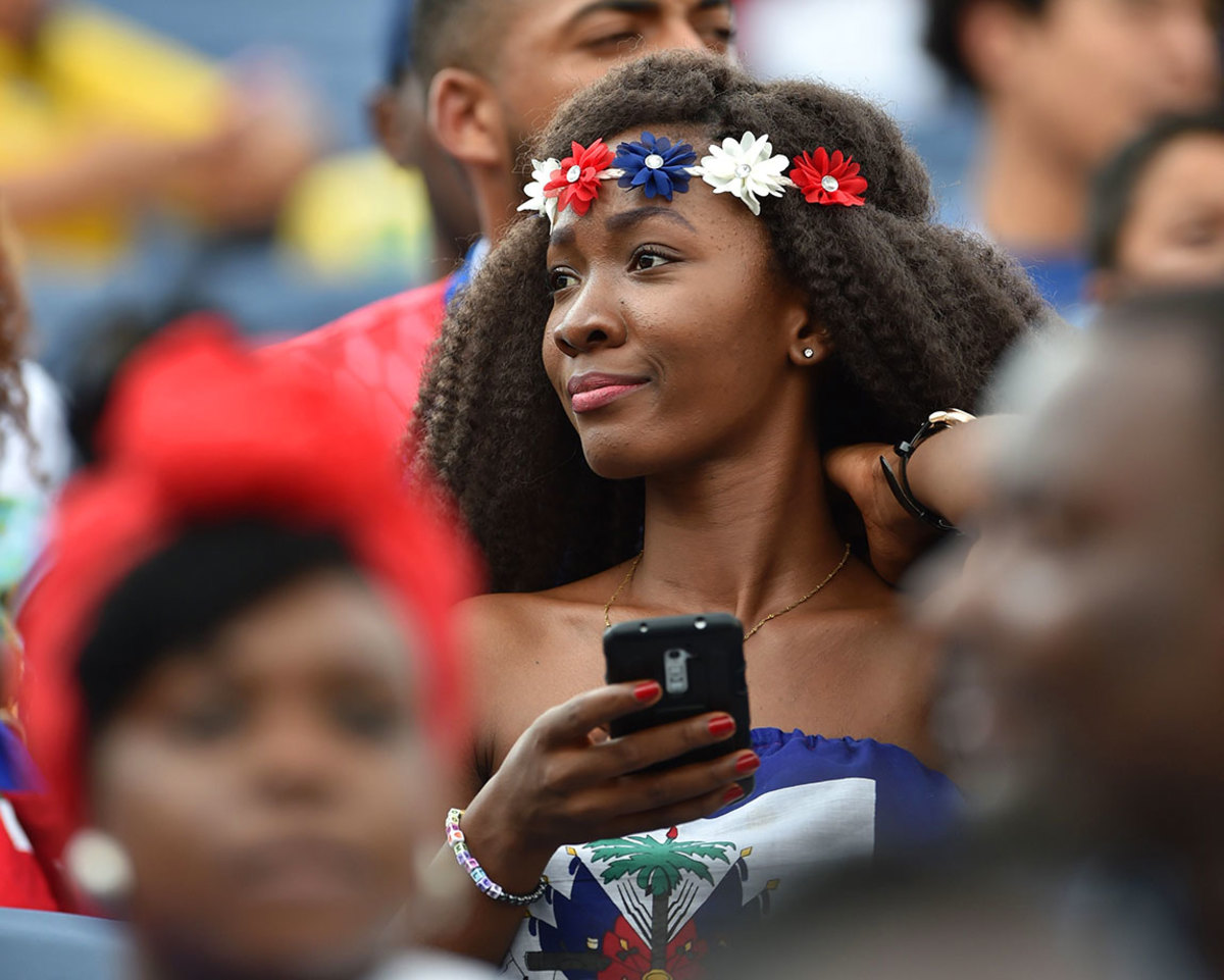 Haiti-female-fan-GettyImages-538844040_master.jpg