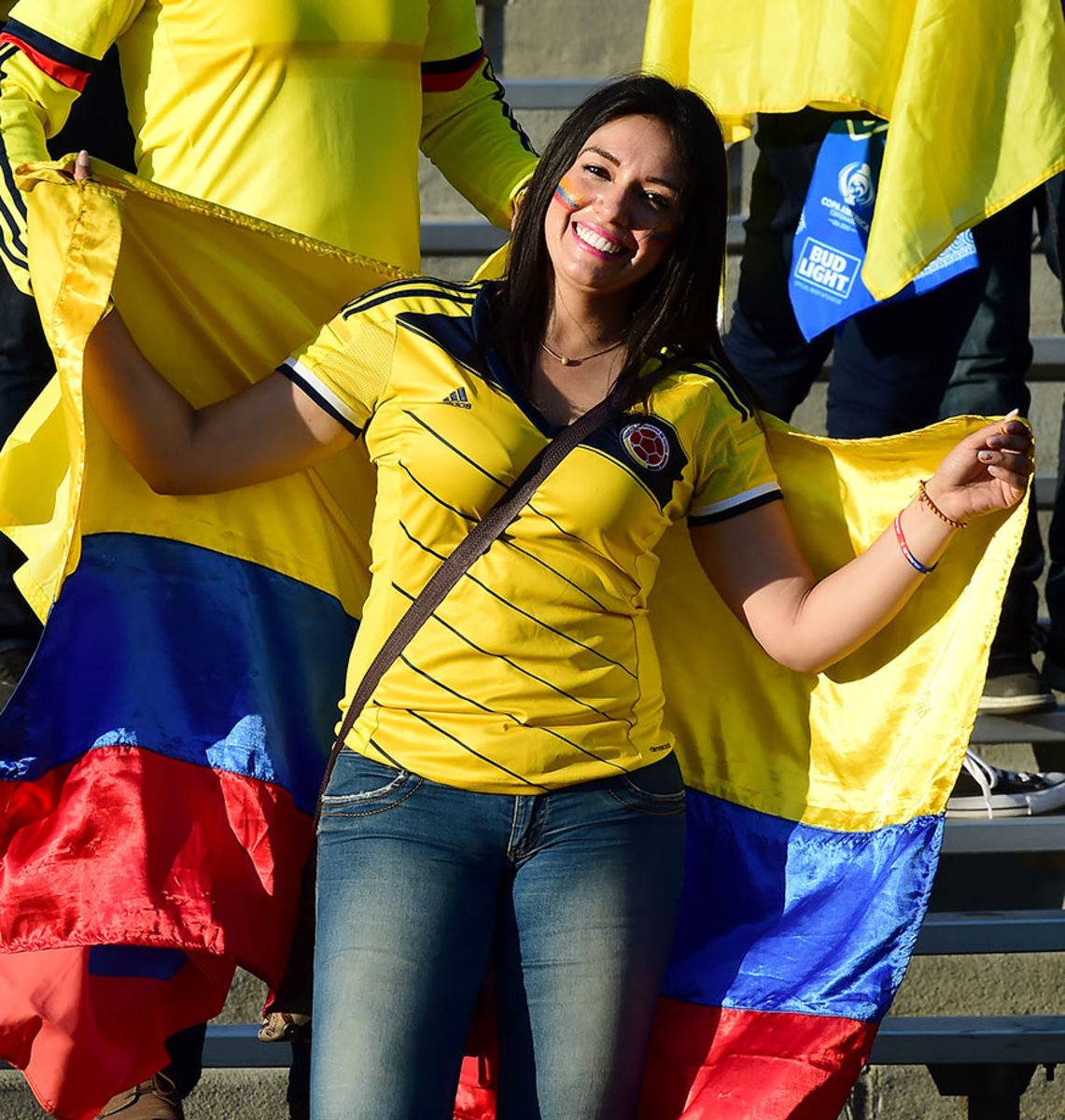 Colombia-female-fan-GettyImages-538709618_master.jpg