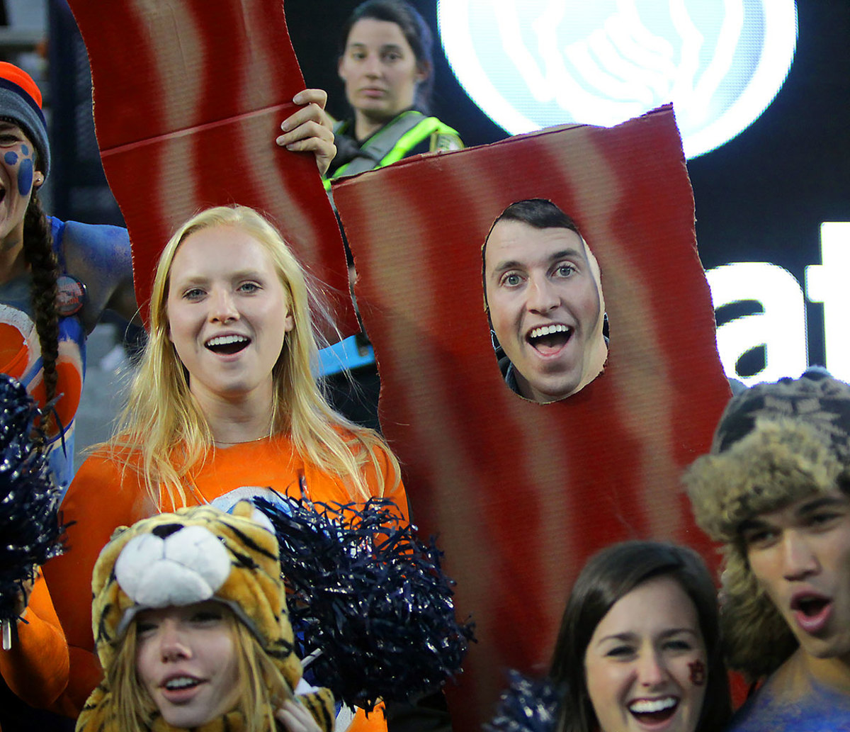 Auburn-Tigers-fans-CGT1610220206_AU_v_UA.jpg