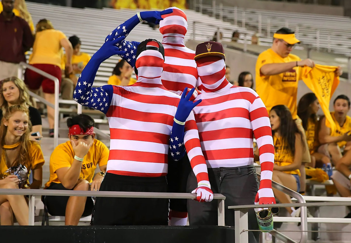 Arizona-State-Sun-Devils-fans-Arizona_State_Superfan-ZYP_3781.jpg