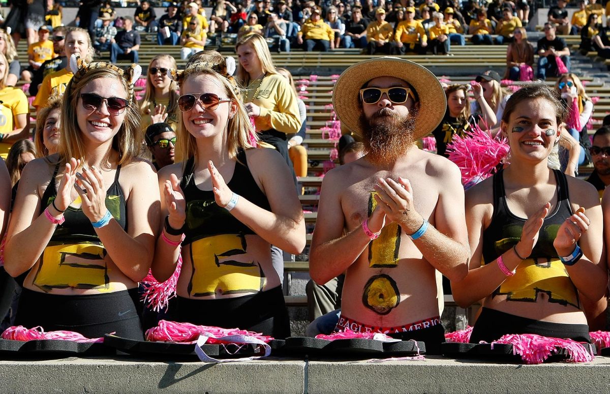 Missouri-Tigers-fans-CAX16102242_Middle_Tennessee_at_Missou.jpg