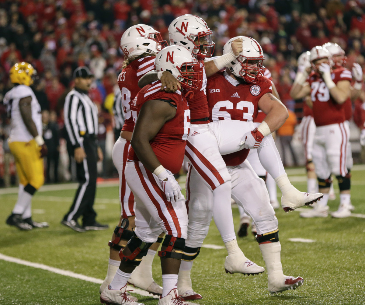 Win 10 Is No. 19 Huskers' Goal For Last Regular-season Games - Sports ...