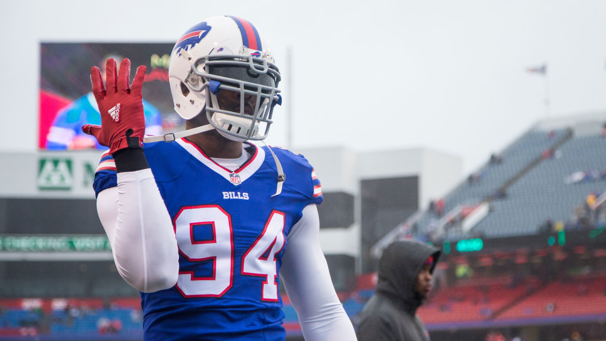 Mario Williams: Miami Dolphins host free agent defensive end - Sports ...