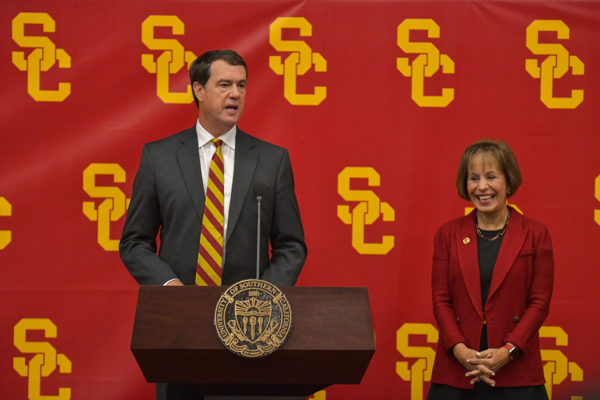 Mike Bohn resigns: 2 more candidates for USC athletic director job ...