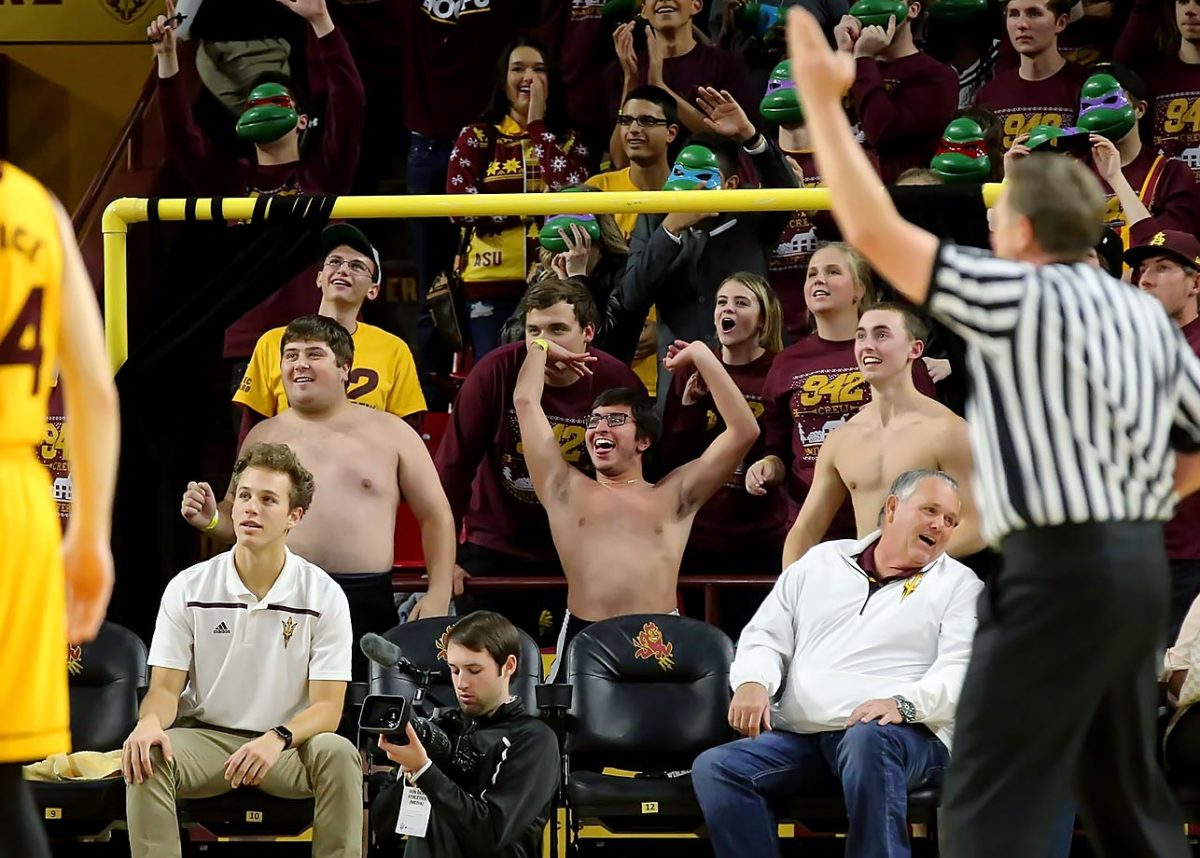 Arizona-State-fans-Curtain-of-Distraction-ZYP_2735.jpg