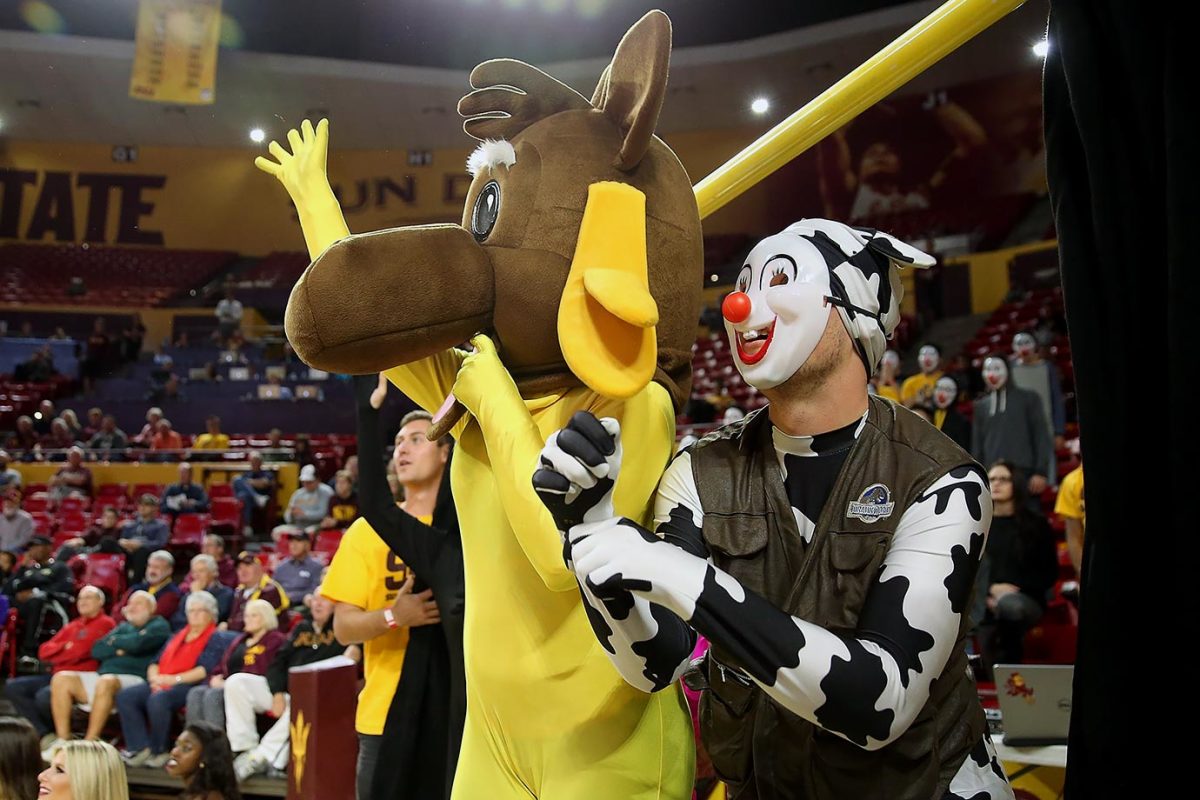 2015-1118-Arizona-State-fans-Curtain-of-Distraction-1.jpg