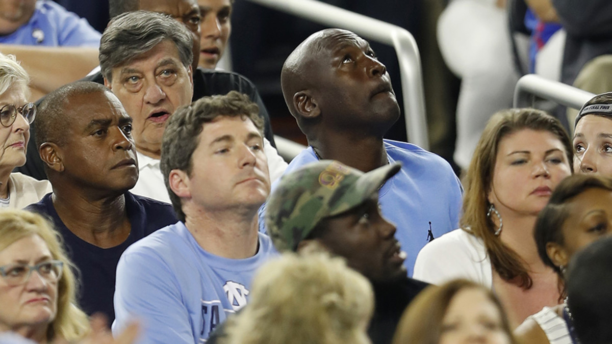 Michael Jordan Reacts To Kris Jenkins Villanova Shot Video Sports Illustrated