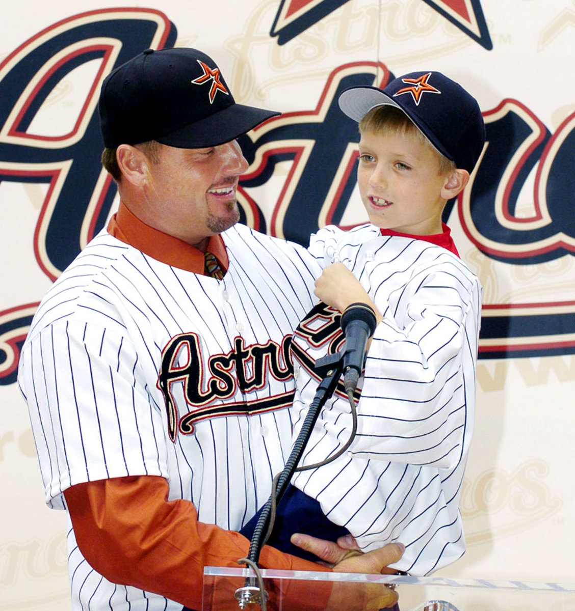 2004-0112-Roger-Clemens-son-Kody.jpg