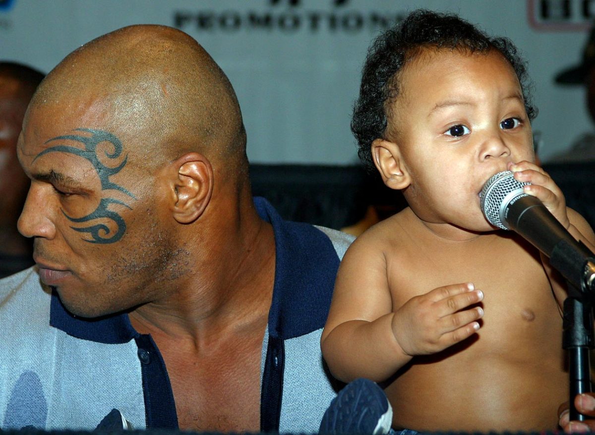 2003-0220-Mike-Tyson-son-Miguel.jpg