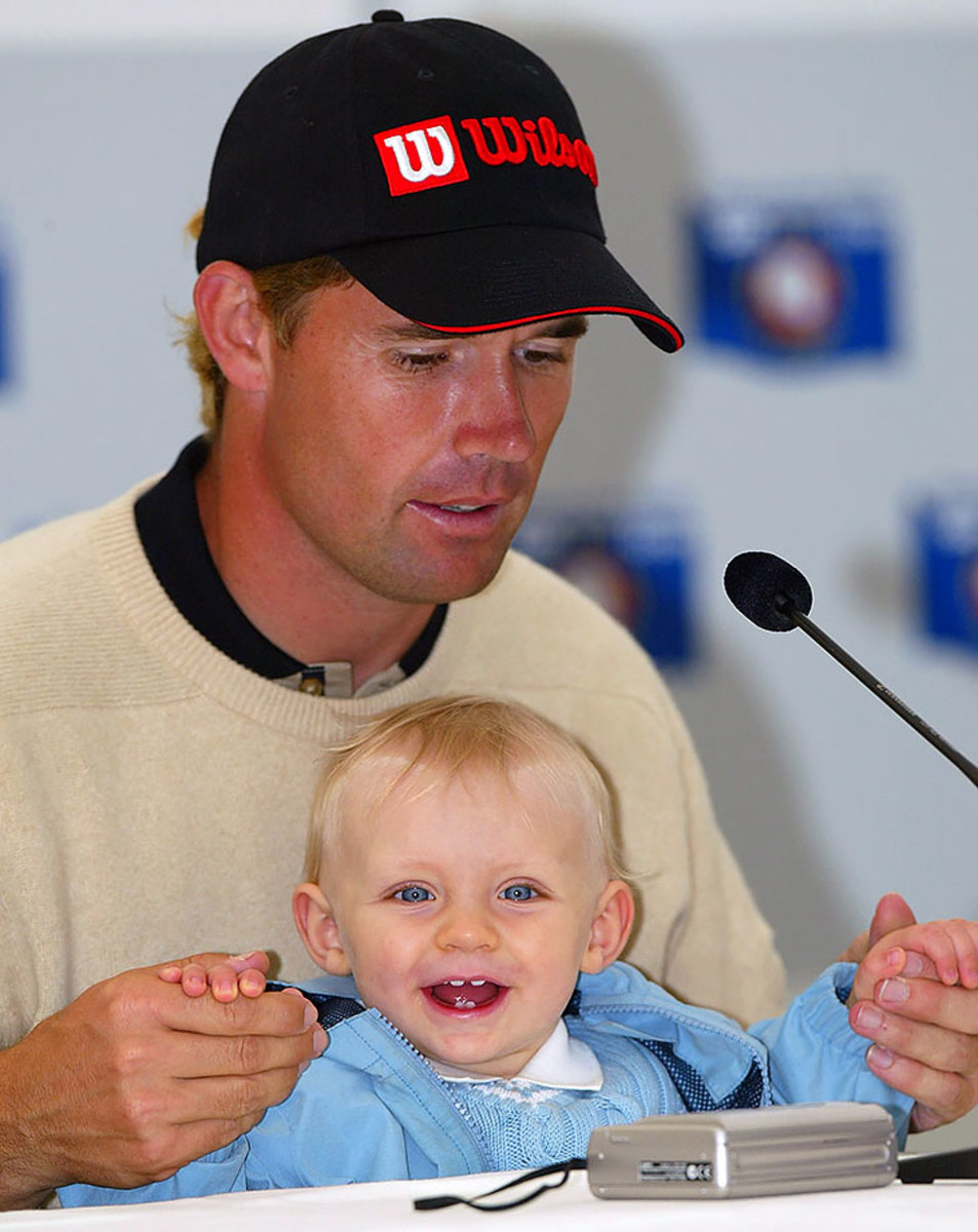 2004-0523-Padraig-Harrington-son-Patrick.jpg