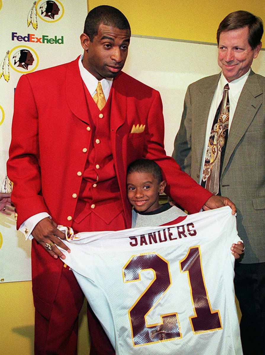 2000-0605-Deion-Sanders-son-Deion-Jr.jpg