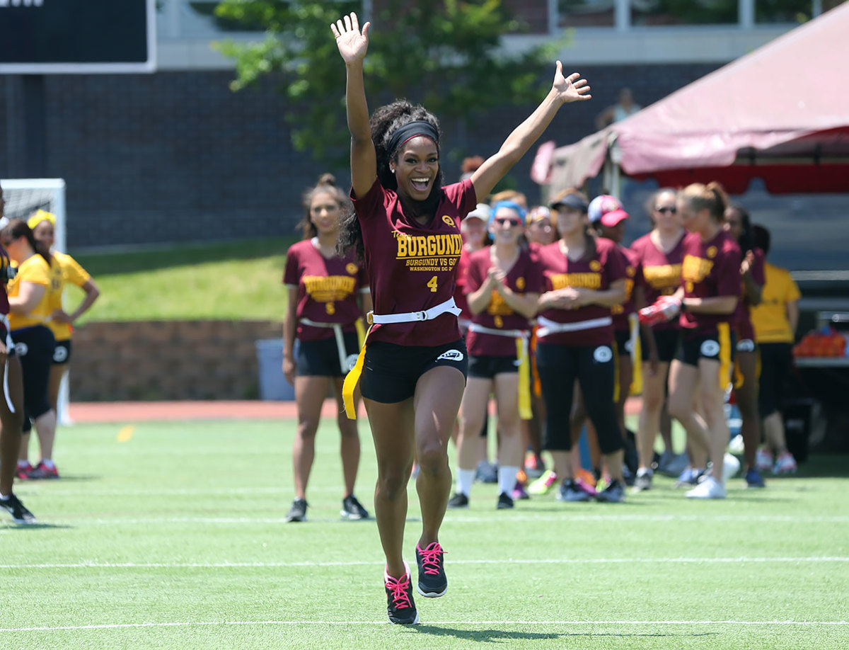 Washington-Redskins-cheerleaders-Burgundy-and-Gold-Game-BEA_0873A.jpg