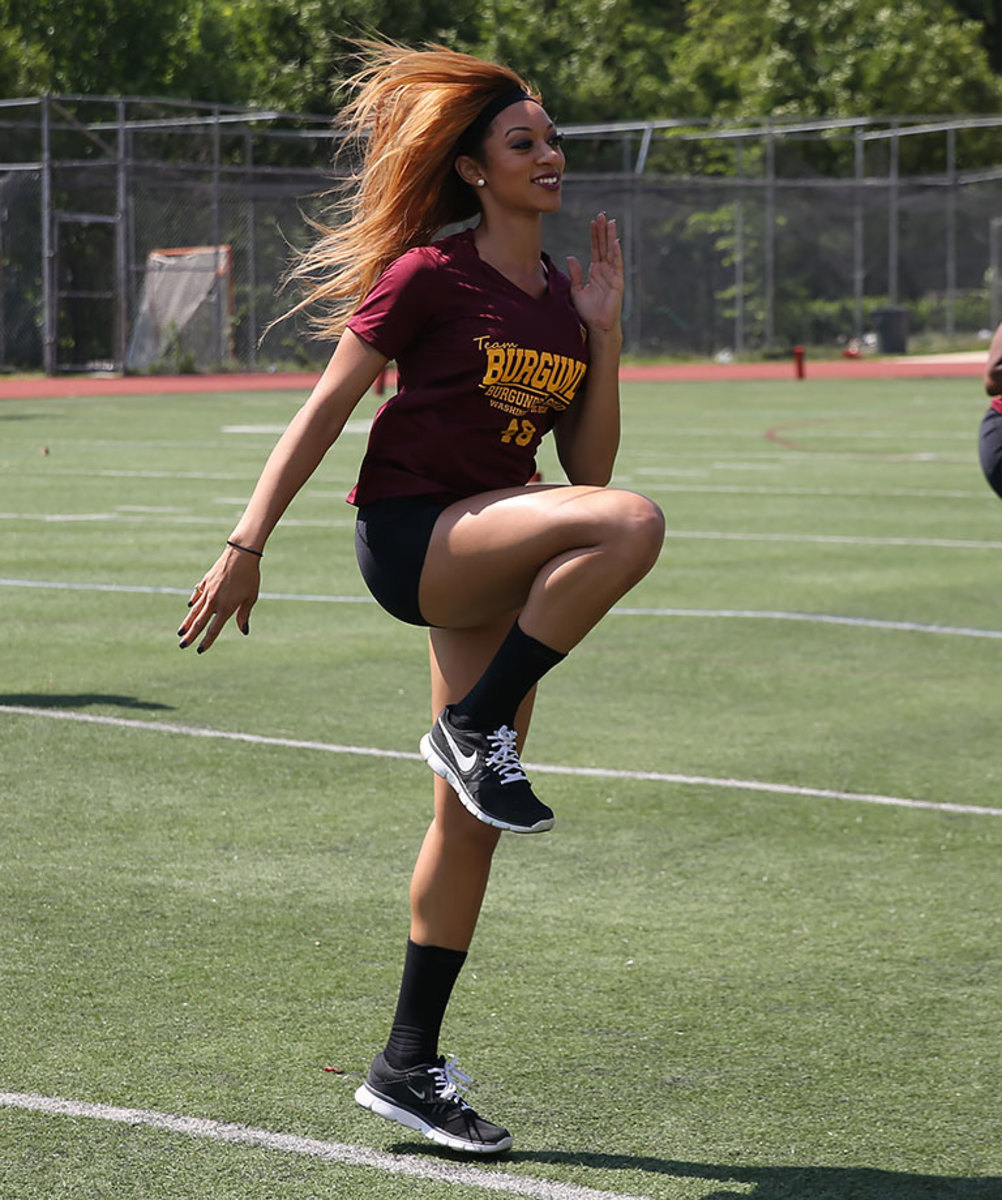 Washington-Redskins-cheerleaders-Burgundy-and-Gold-Game-BEA_0006A.jpg