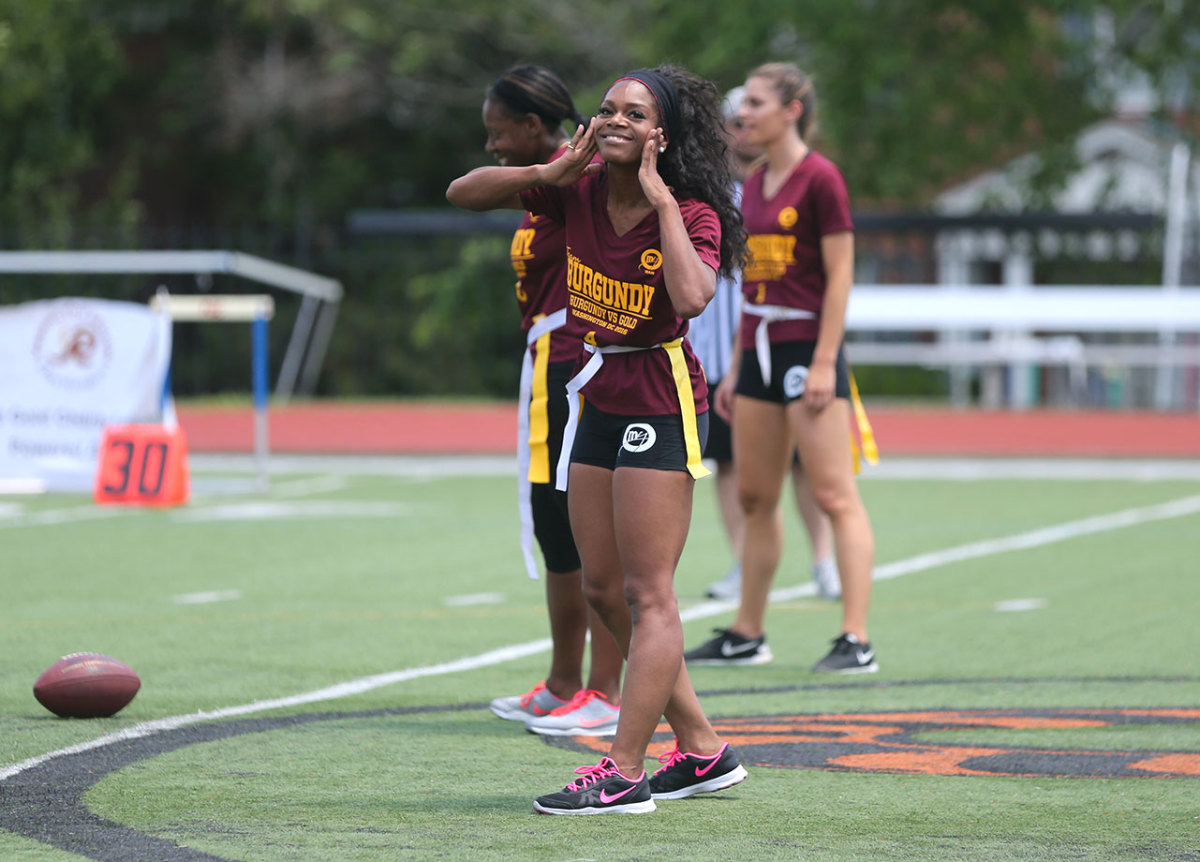 Washington-Redskins-cheerleaders-Burgundy-and-Gold-Game-BEA_2218A.jpg