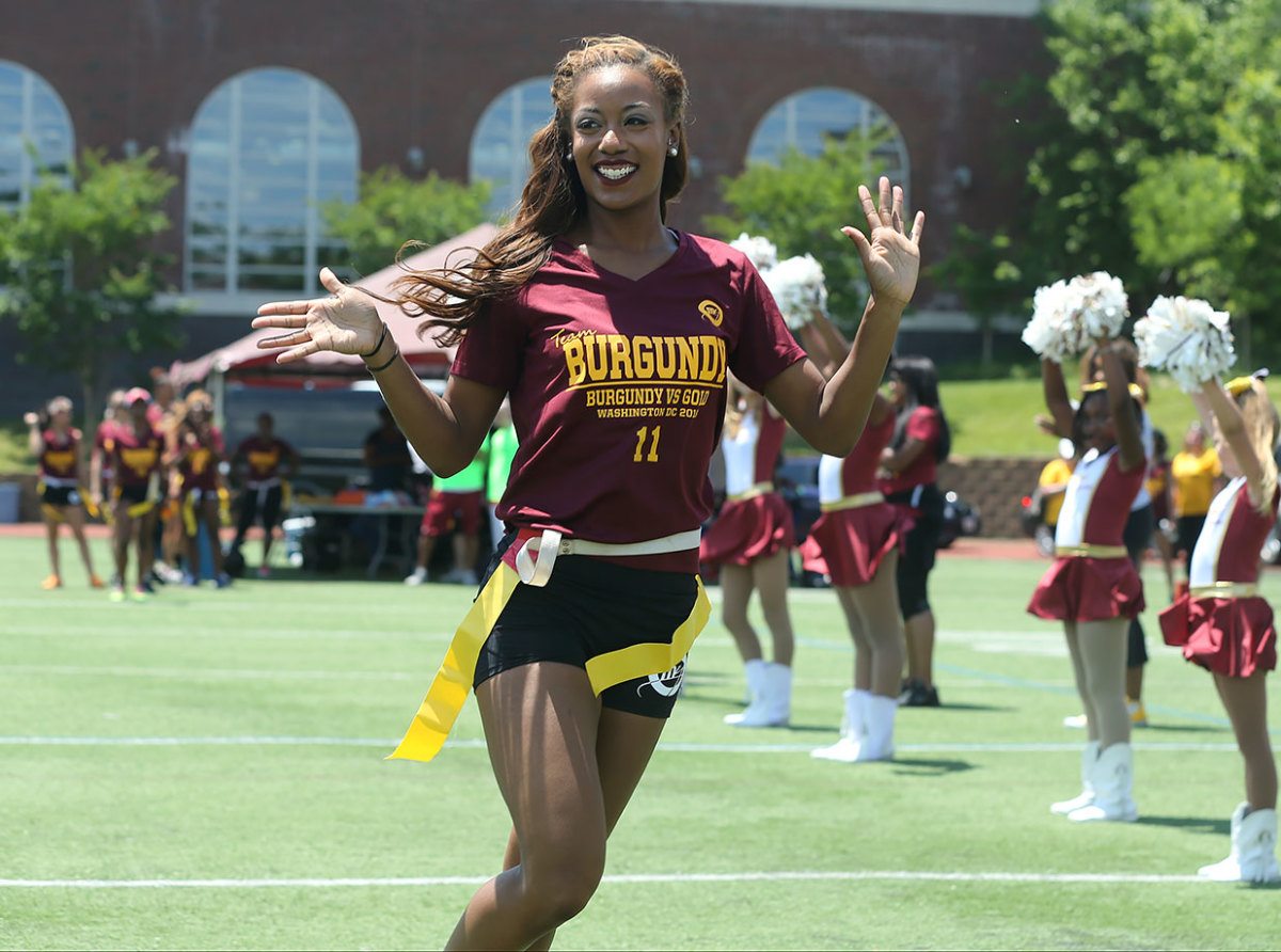 Washington-Redskins-cheerleaders-Burgundy-and-Gold-Game-BEA_0998A.jpg