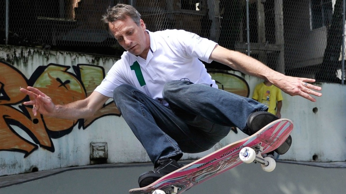 Watch Tony Hawk landed a 900 at age 48 Sports Illustrated