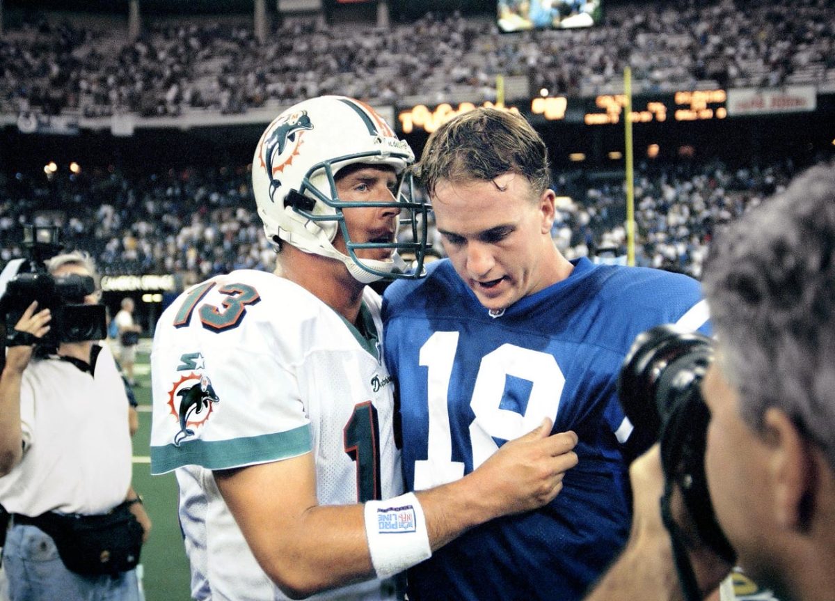 1998-0906-Dan-Marino-Peyton-Manning-017017524-first-game.jpg