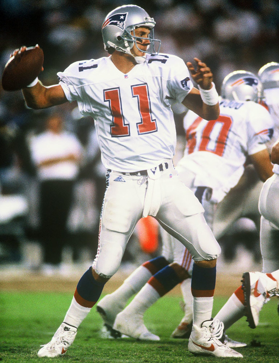 ThrowbackThursday Drew Bledsoe gets picked 1st overall in 1993 NFL Draft by New  England Patriots, rolls on stage in jeans & a button down : r/nfl