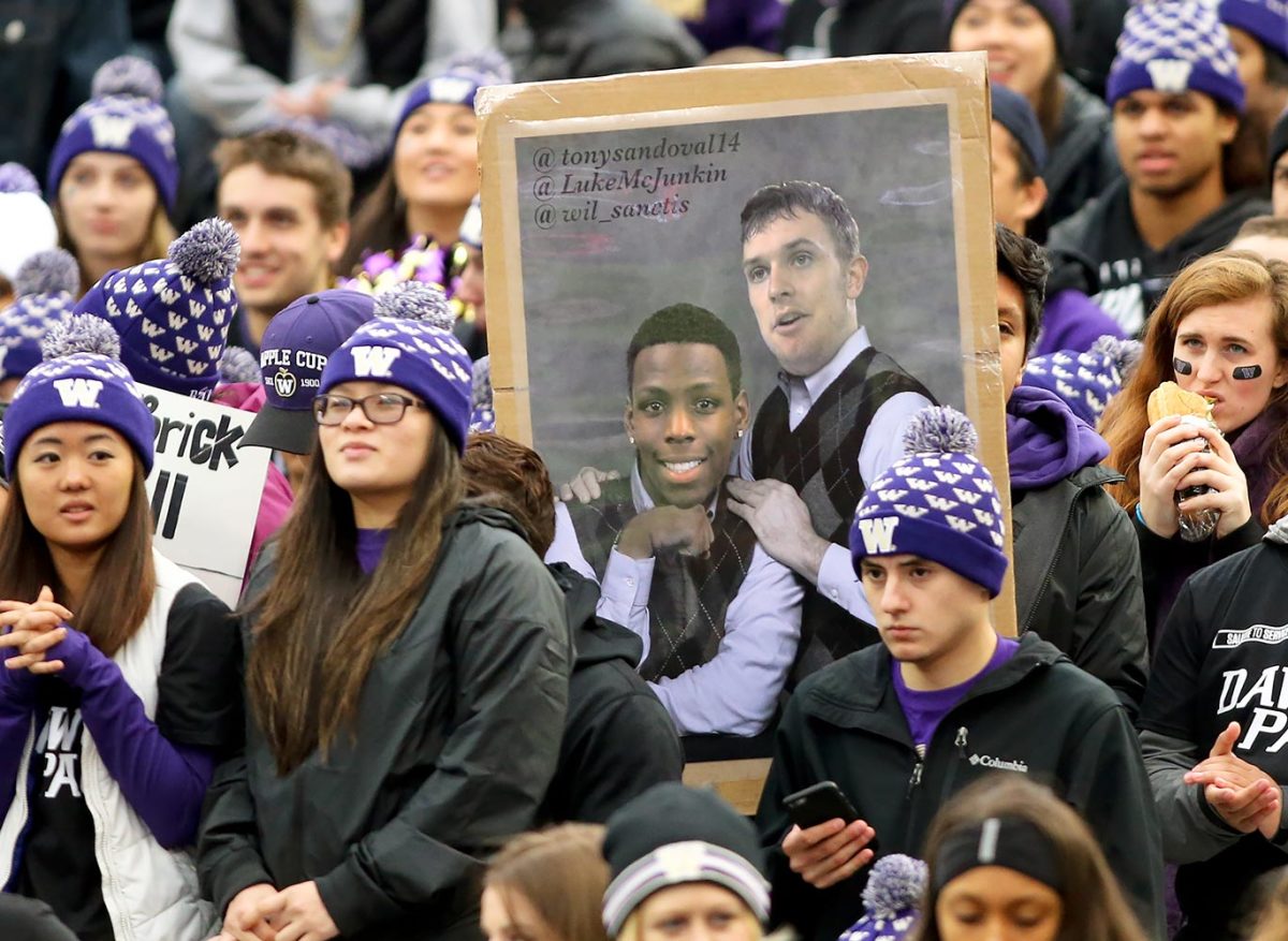 Washington-Huskies-fans-GettyImages-622941240_master.jpg