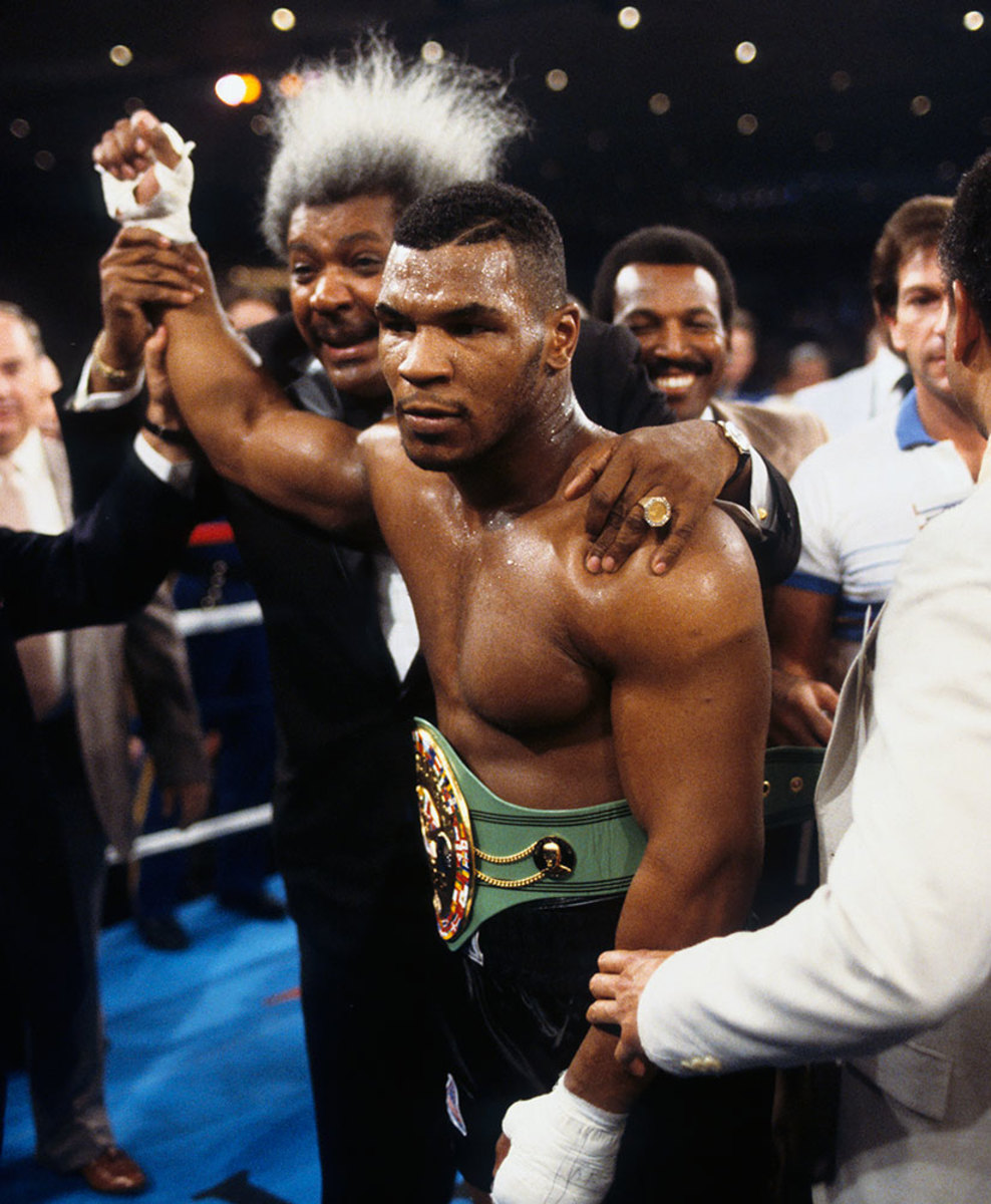 1986-1122-Mike-Tyson-Don-King-079006261.jpg