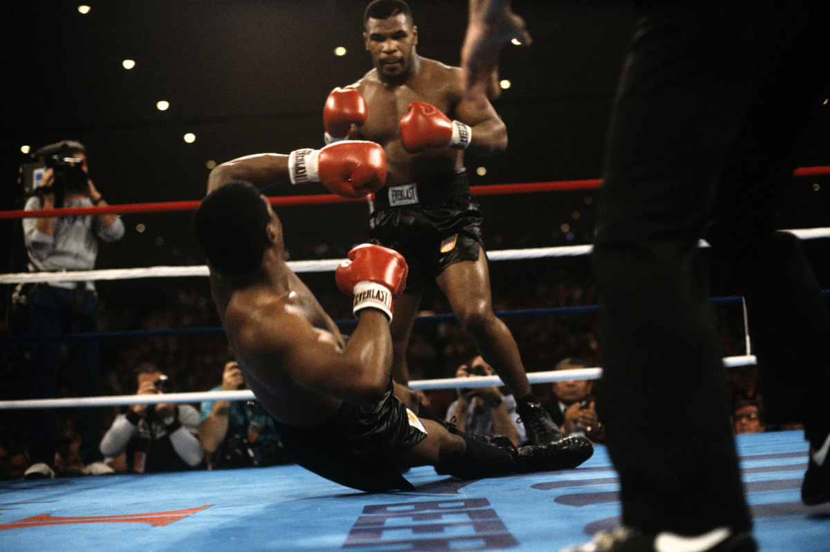 1986-1122-Mike-Tyson-Trevor-Berbick-NLC_01090.jpg