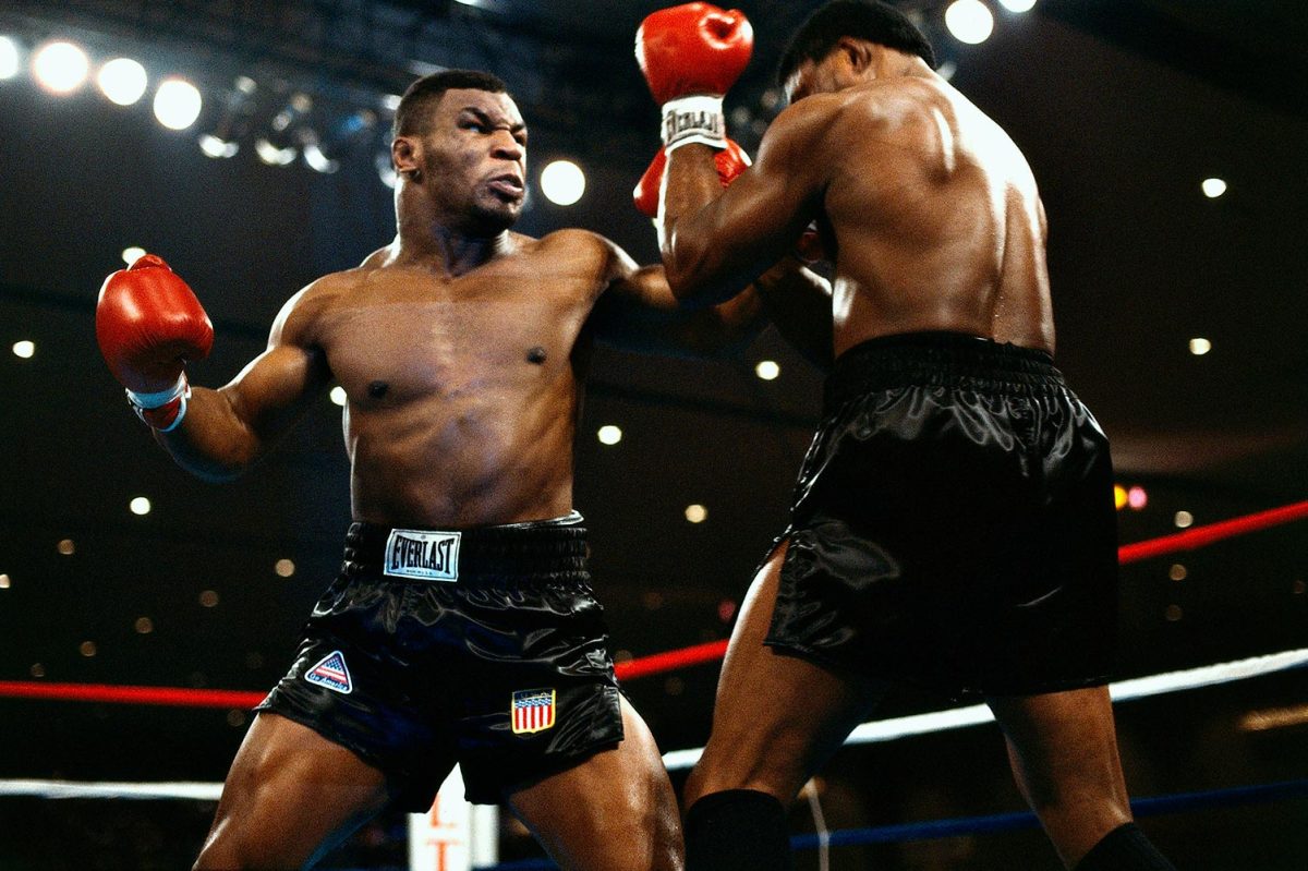 1986-1122-Mike-Tyson-Trevor-Berbick-001097647.jpg