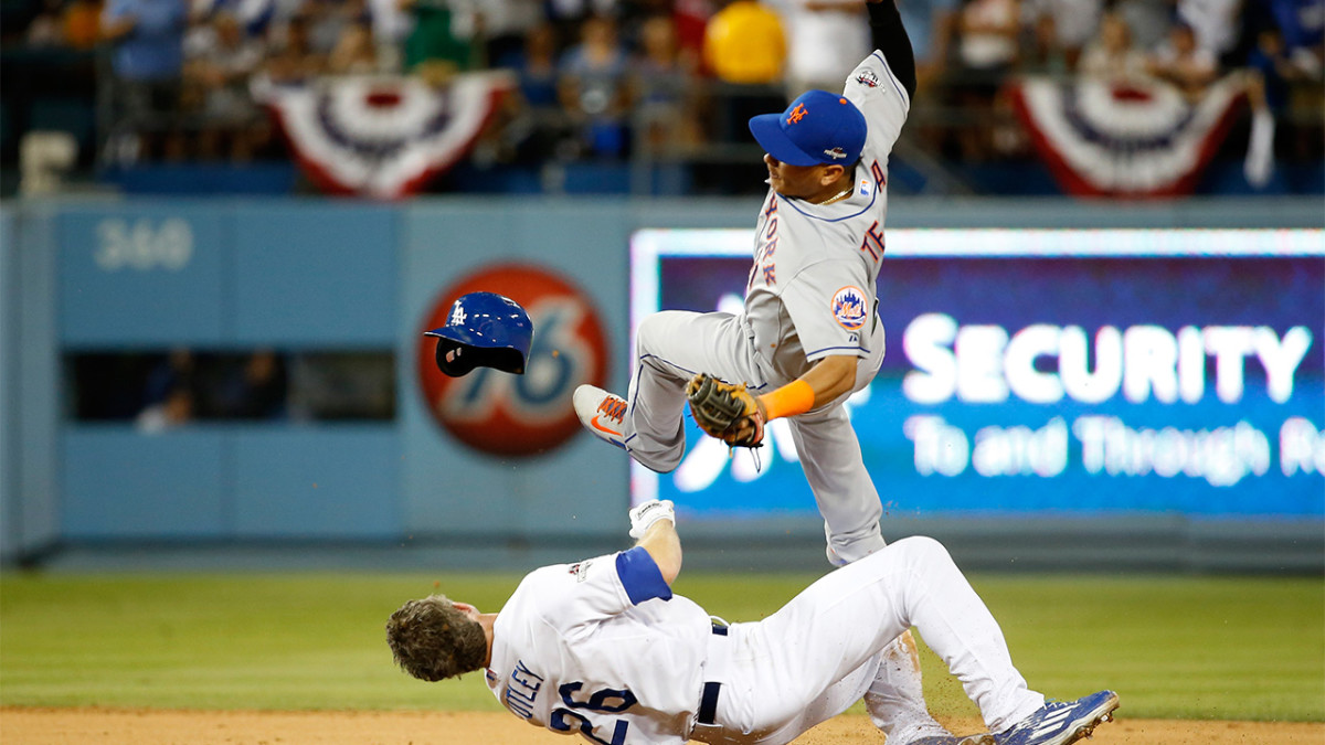 Ruben Tejada has broken fibula, Dodgers a winning rally after