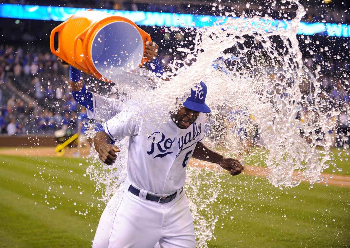 2015-0408-Lorenzo-Cain-doused-by-Salvador-Perez.jpg