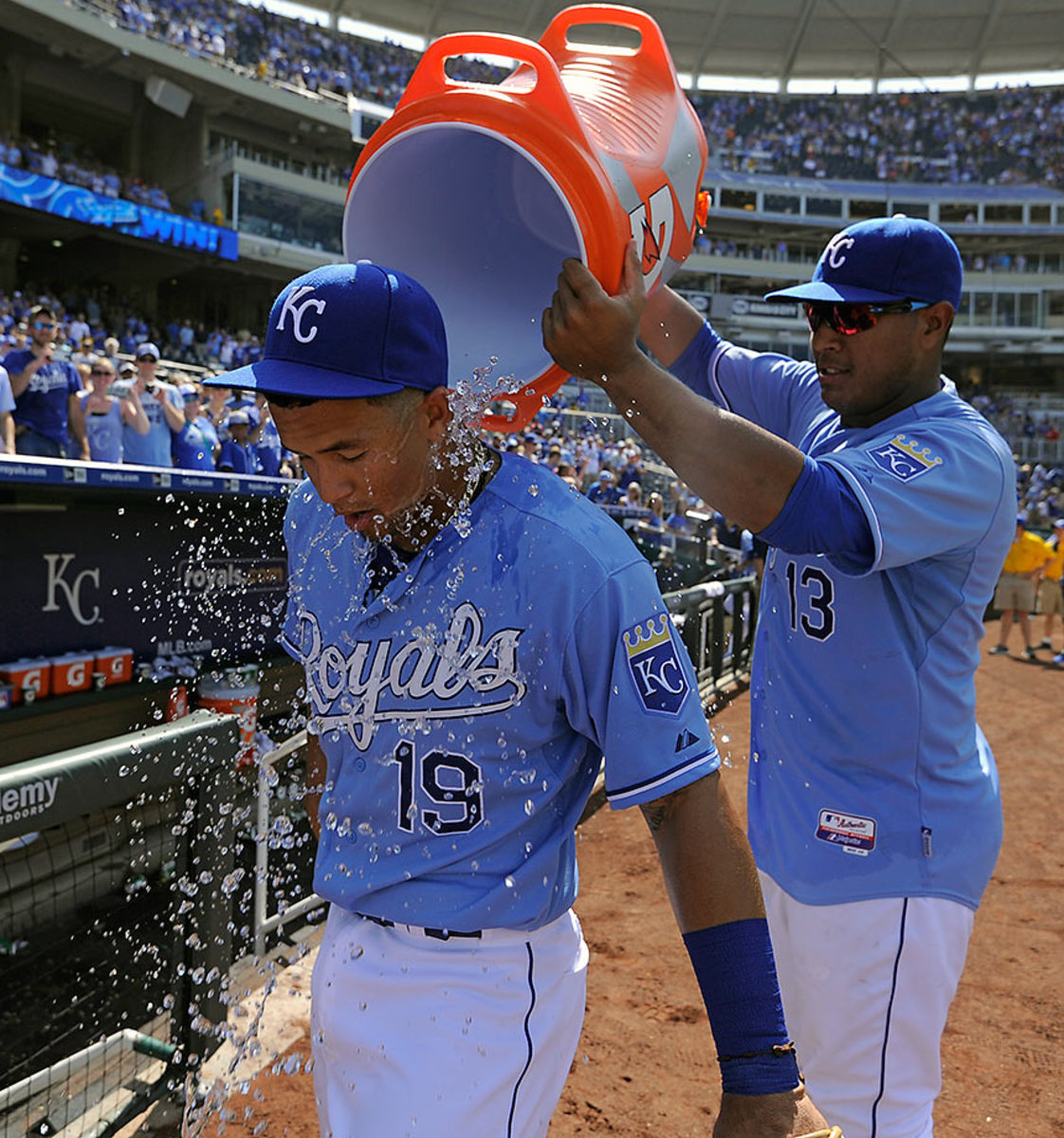 2015-0726-Cheslor-Cuthbert-doused-by-Salvador-Perez.jpg