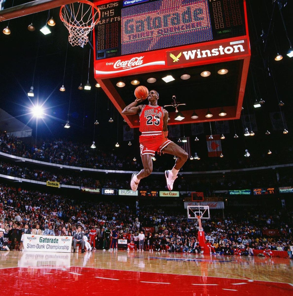 Michael Jordan Dunk Contest Photo Explained By SI Photographer Sports Illustrated