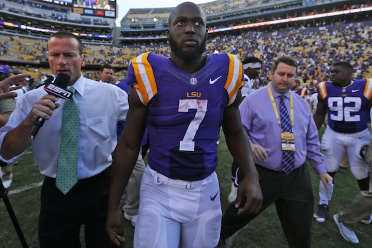 Former LSU Running Back Leonard Fournette Changes Jersey to No. 7 - Sports  Illustrated LSU Tigers News, Analysis and More.