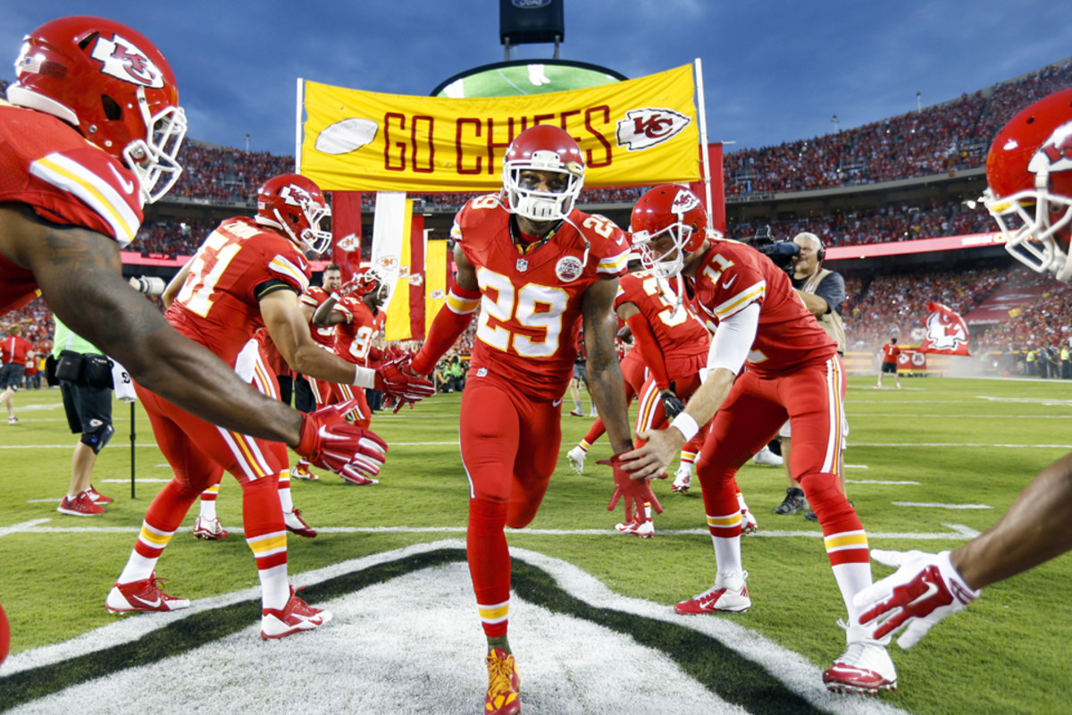 Eric Berry hauls in Chiefs' fifth interception vs. Broncos (Video)