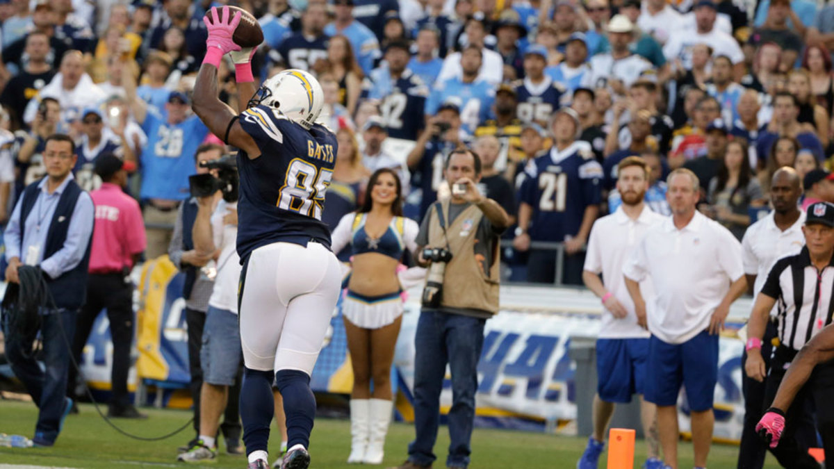 Chargers TE Antonio Gates sets new NFL record with 112th touchdown