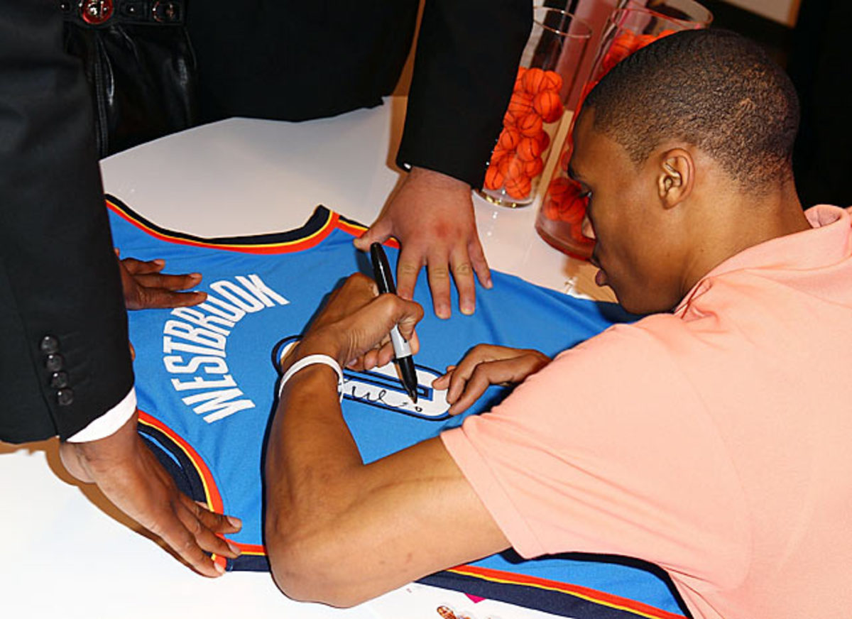 Russell Westbrook Signed Mounted Photo Display #11 Printed Autograph