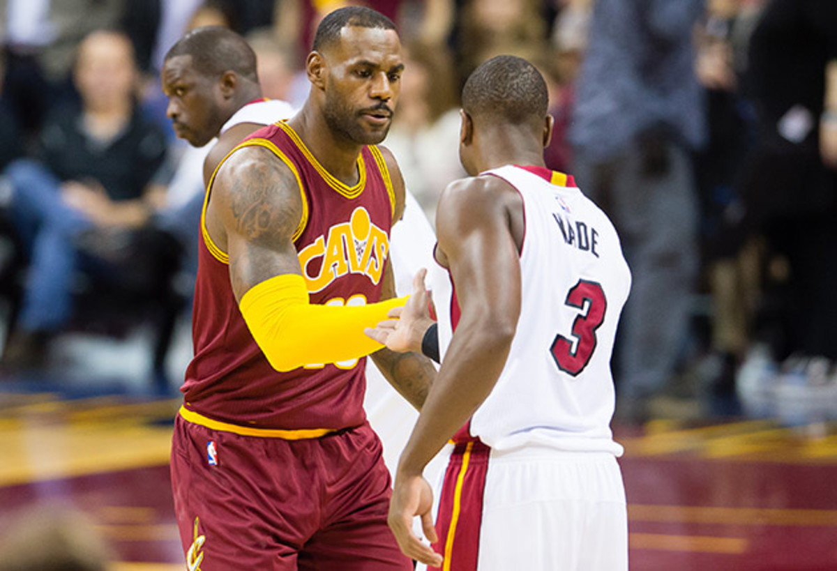 LeBron James Snatches Kobe Bryant's Sole for Cavs Practice